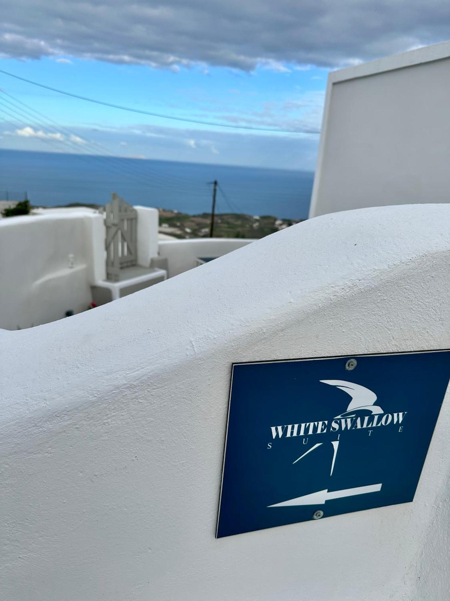 White Swallow Santorini Vourvoulos
