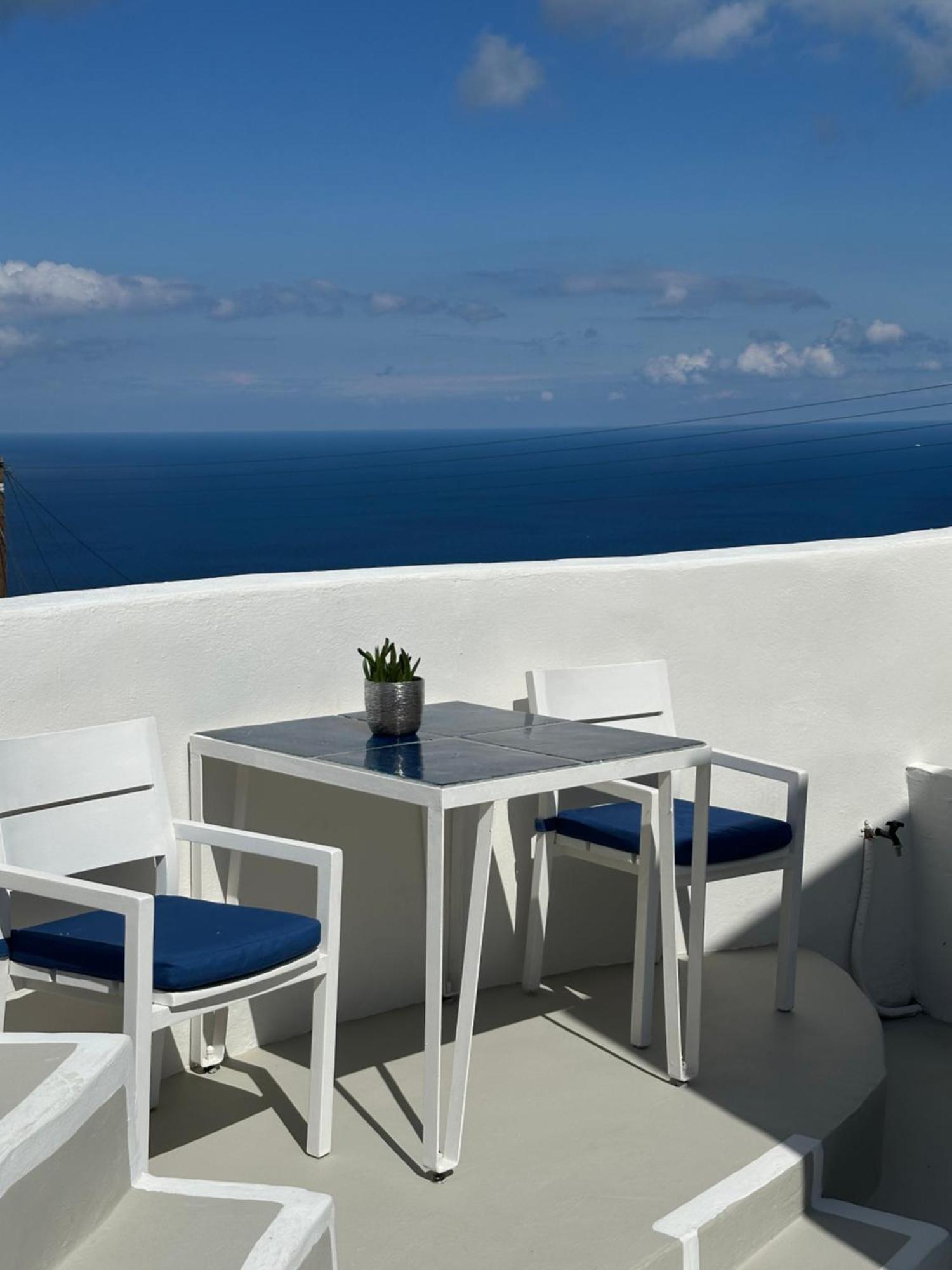 Holiday home White Swallow Santorini
